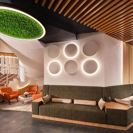 Hotel Park & 4*